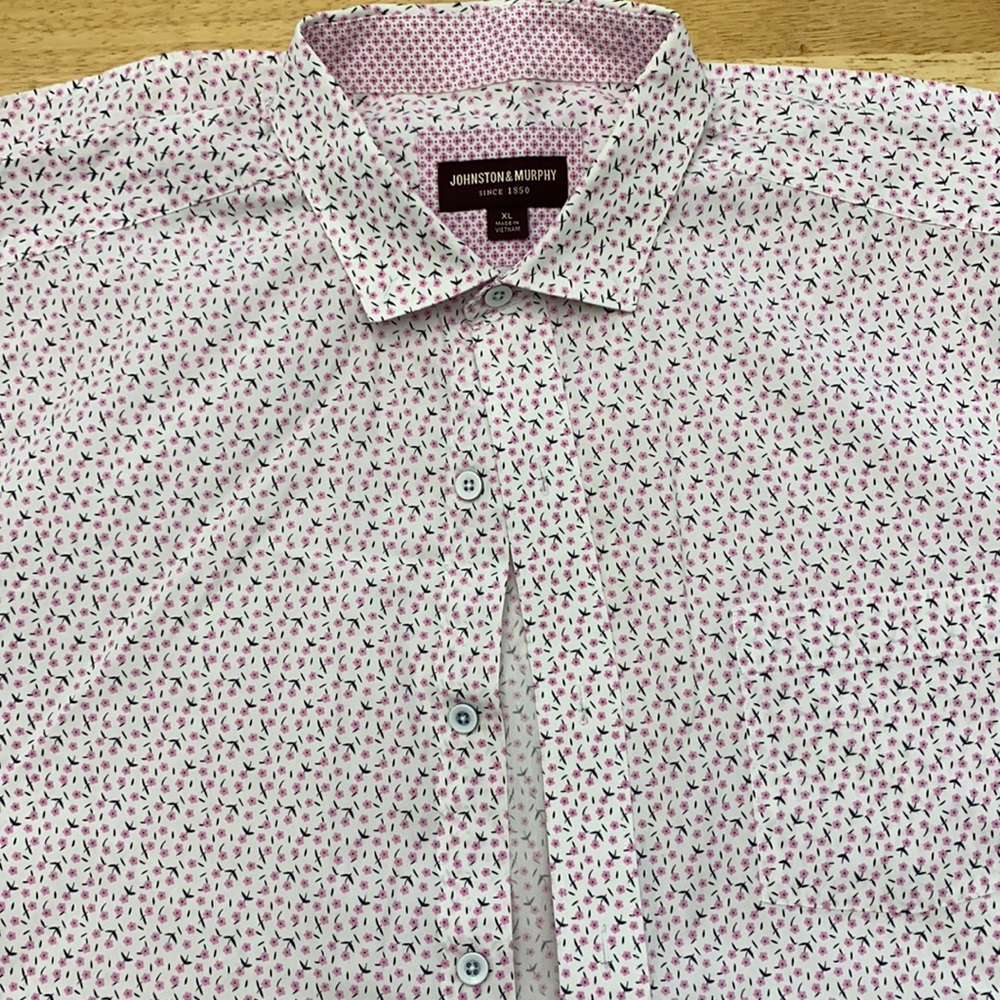 Johnston & Murphy Short Sleeved Collared Shirt